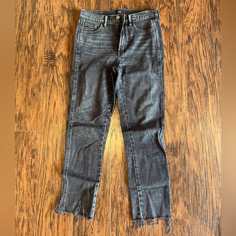 Gap Cigarette black high rise jeans 4/27 R